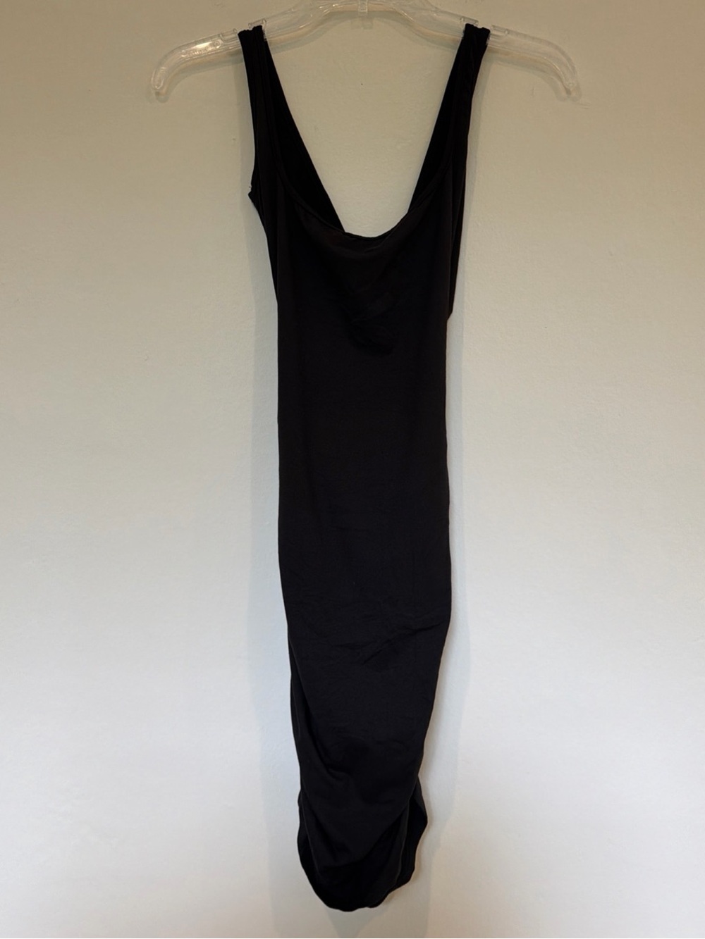 Unbranded Black tank fitted dress with scoop neck, cutout back and side ruching